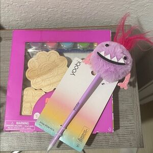 Kids bundle flower, paint set and monster pom-pom pen - children toy bundle